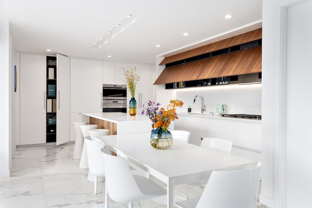 Llano 885 Cambie Web-15