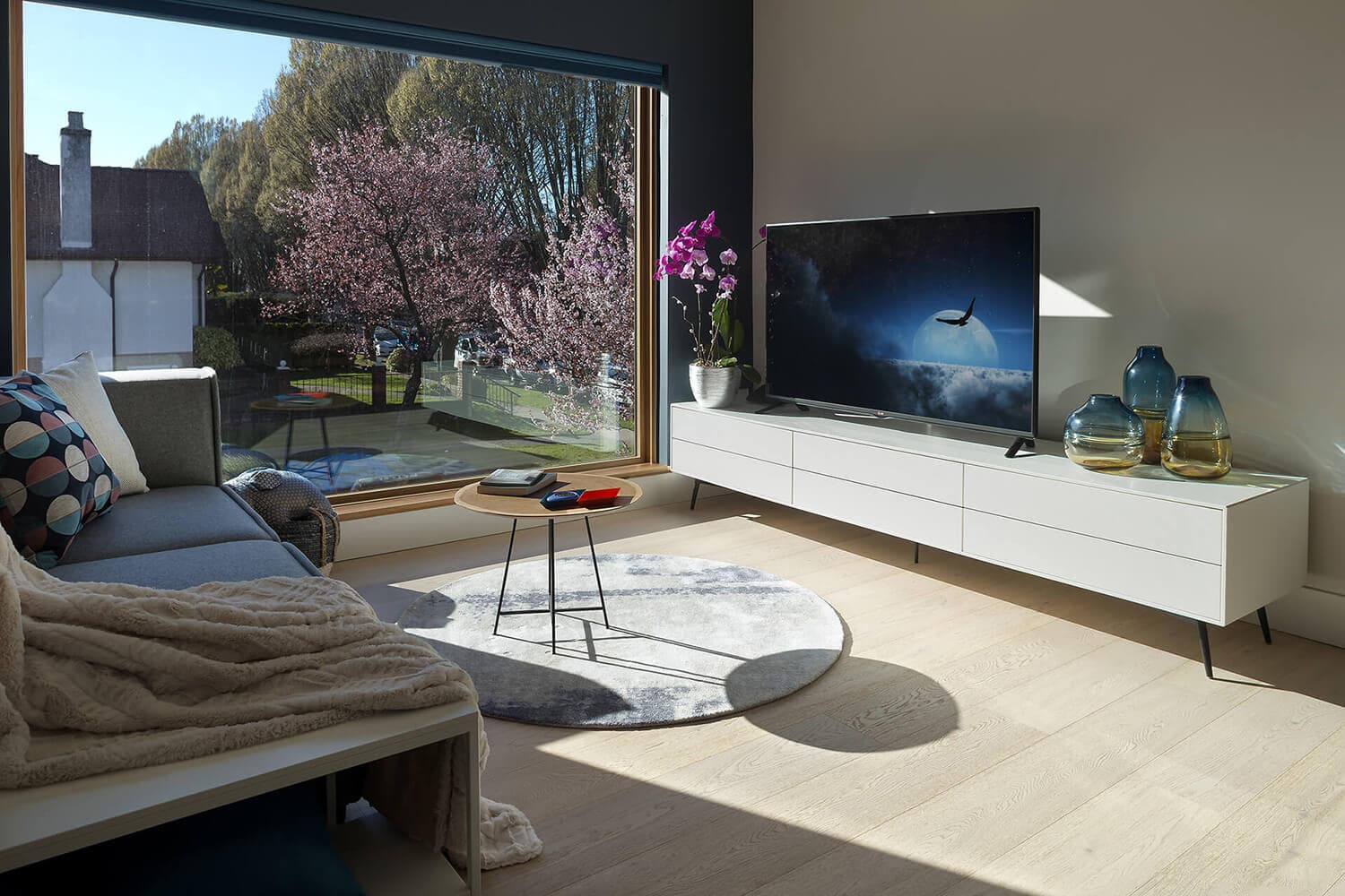 28 House Morden Family Room2