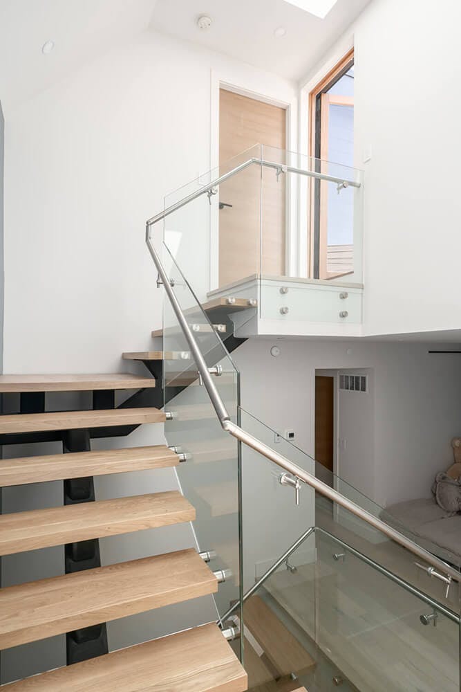 28 House Stairwell
