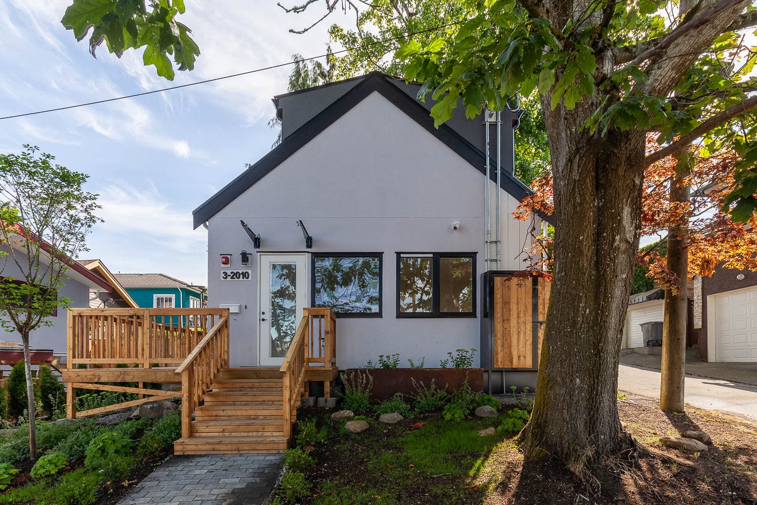 3-2010-Kaslo-Street-Web-03