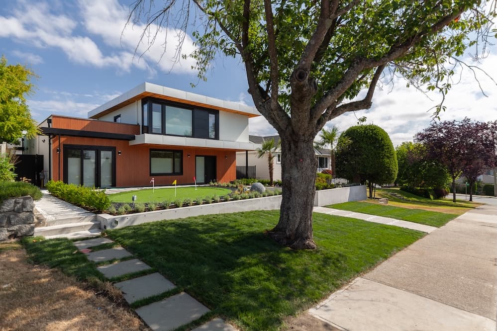 Burnaby House 1