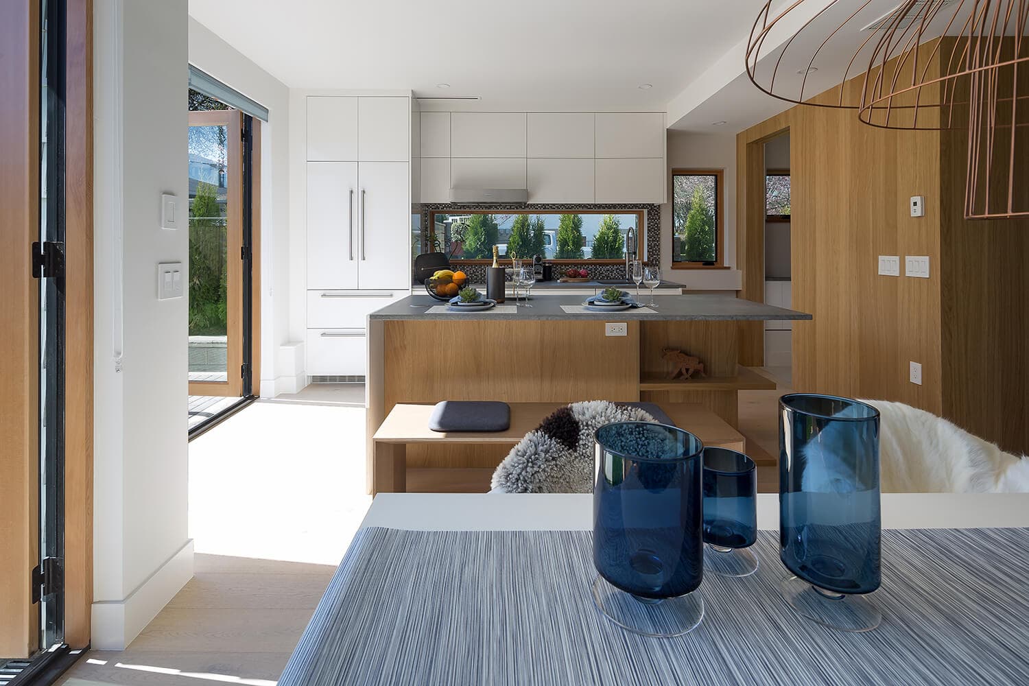 28 House Dining2