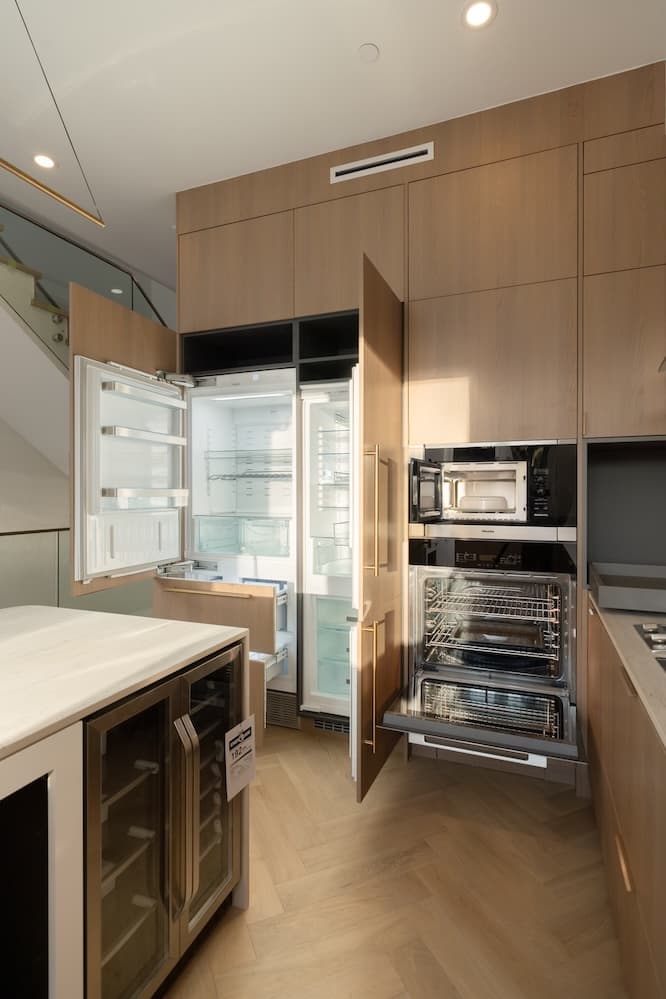 Quebec House 5