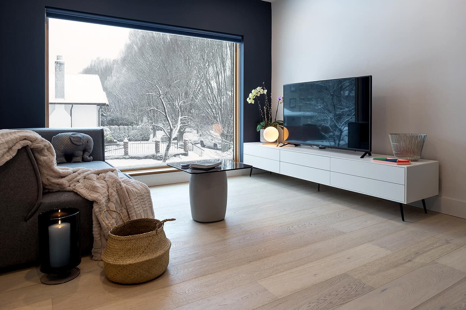 28 House Family Room